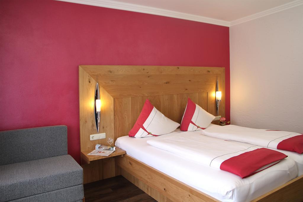 Gasthof-Hotel Dilger Rattenberg Room photo