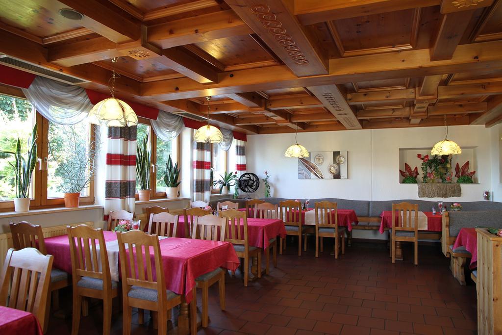 Gasthof-Hotel Dilger Rattenberg Exterior photo